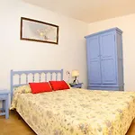 公寓 La Pineda I 1 3-6 *