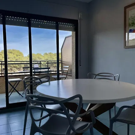 La Pineda I 1 3-6 Apartment