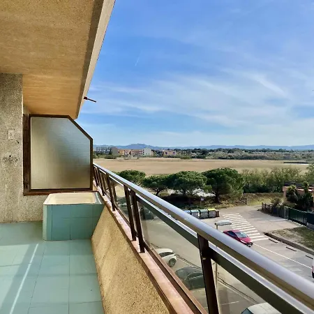 La Pineda I 1 3-6 Apartment