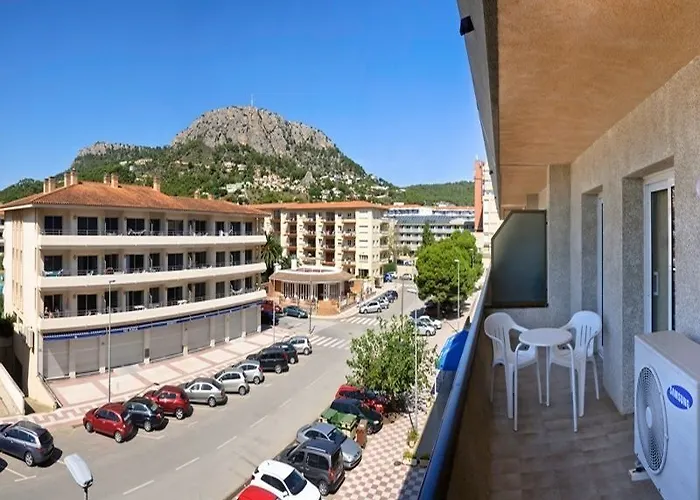 Апартаменты La Pineda I 1 3-6 *